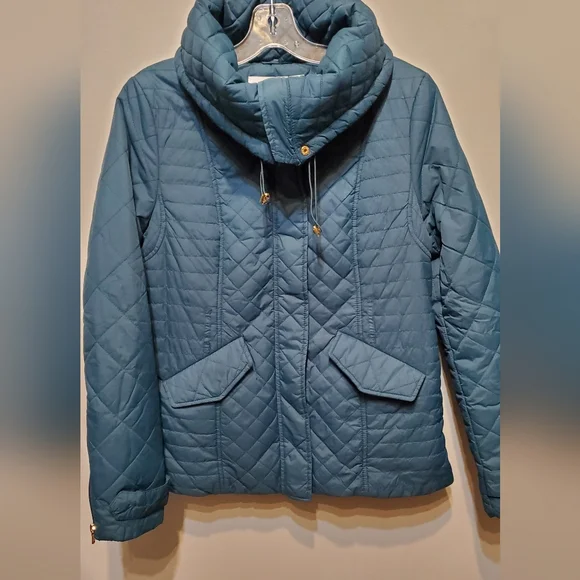 21. NWT Tahari Quilted Jacket - Picture 11 of 13